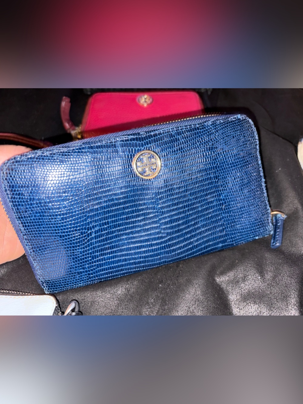 Tory Burch Royal blue textured zip around wallet beautiful condition